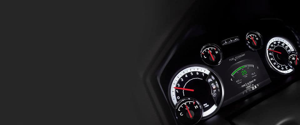 2015 Ram 1500 7-inch MultiView Dial cluster with Color Display