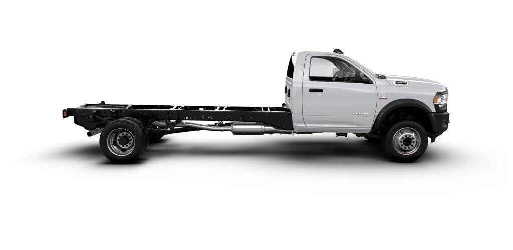 2022 Ram 5500 Chassis Cab RAM-5500-CHASSIS-CAB  4